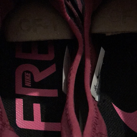 Nike free shoes - Picture 10 of 10
